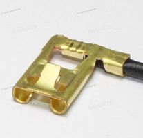 ������ 8013�� ��������� H4 � ����� � �������� 0,75 ��2